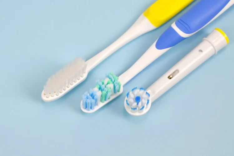 How to choose the right toothbrush?